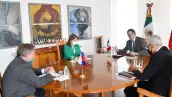 Ebrard Rusia