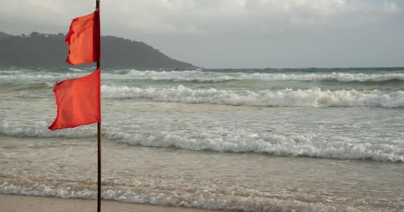 ¿Qué significa la alerta naranja por huracán en México? 