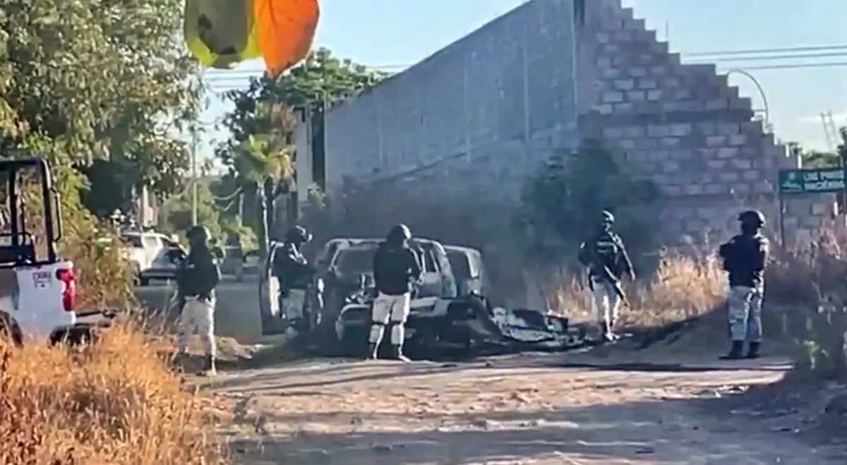 coche bomba sinaloa.jpg