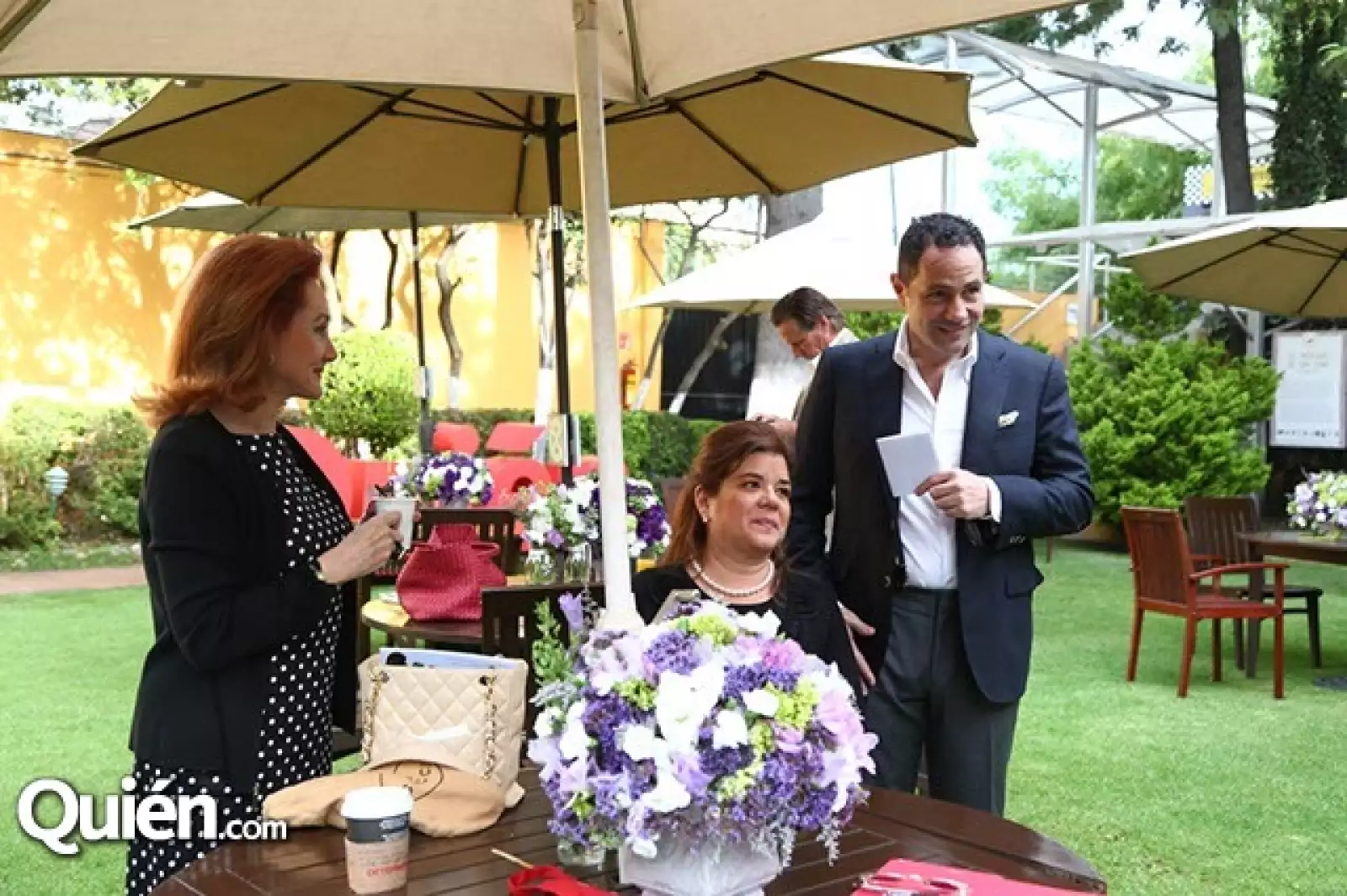 Patricia Barrios Gómez,Sonya Santos y Sergio Berger