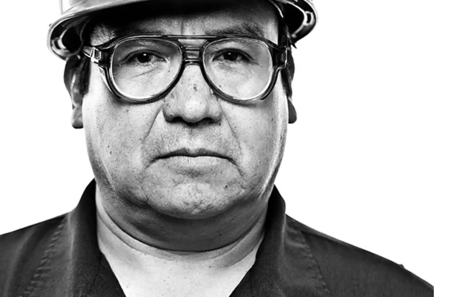 RETRATO, AXALTA, Miguel �ngel Calzada Mendoza, Mec�nico de montacargas, 31 a�os en la empresa (�nico trabajo).