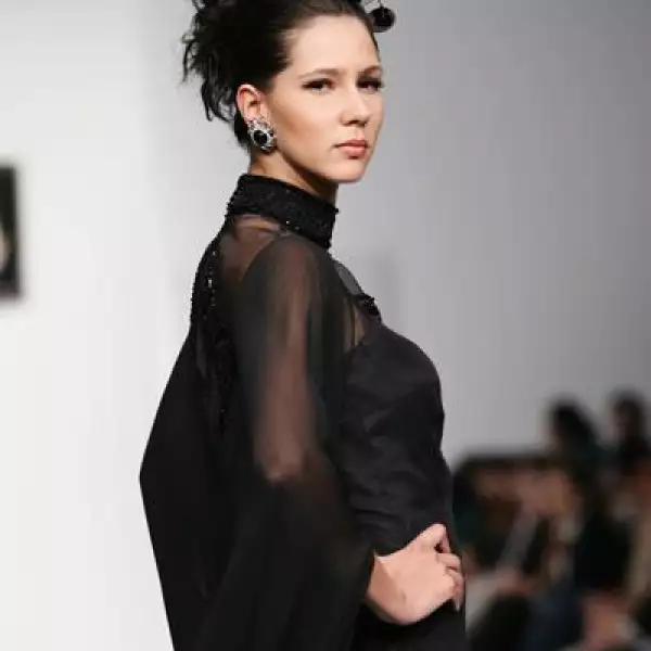 MBFM Pasarela Pedro Loredo