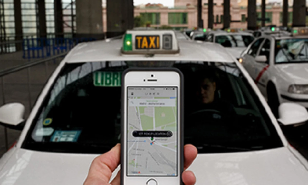 Los coches que utiliza Uber deben ser de modelo 2008 en adelante. (Foto: Getty Images)