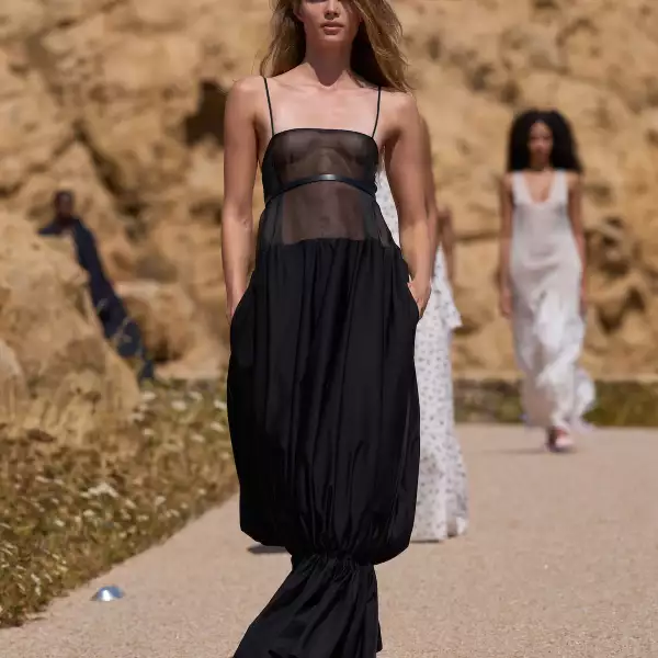 Jacquemus PO S27 039.jpg