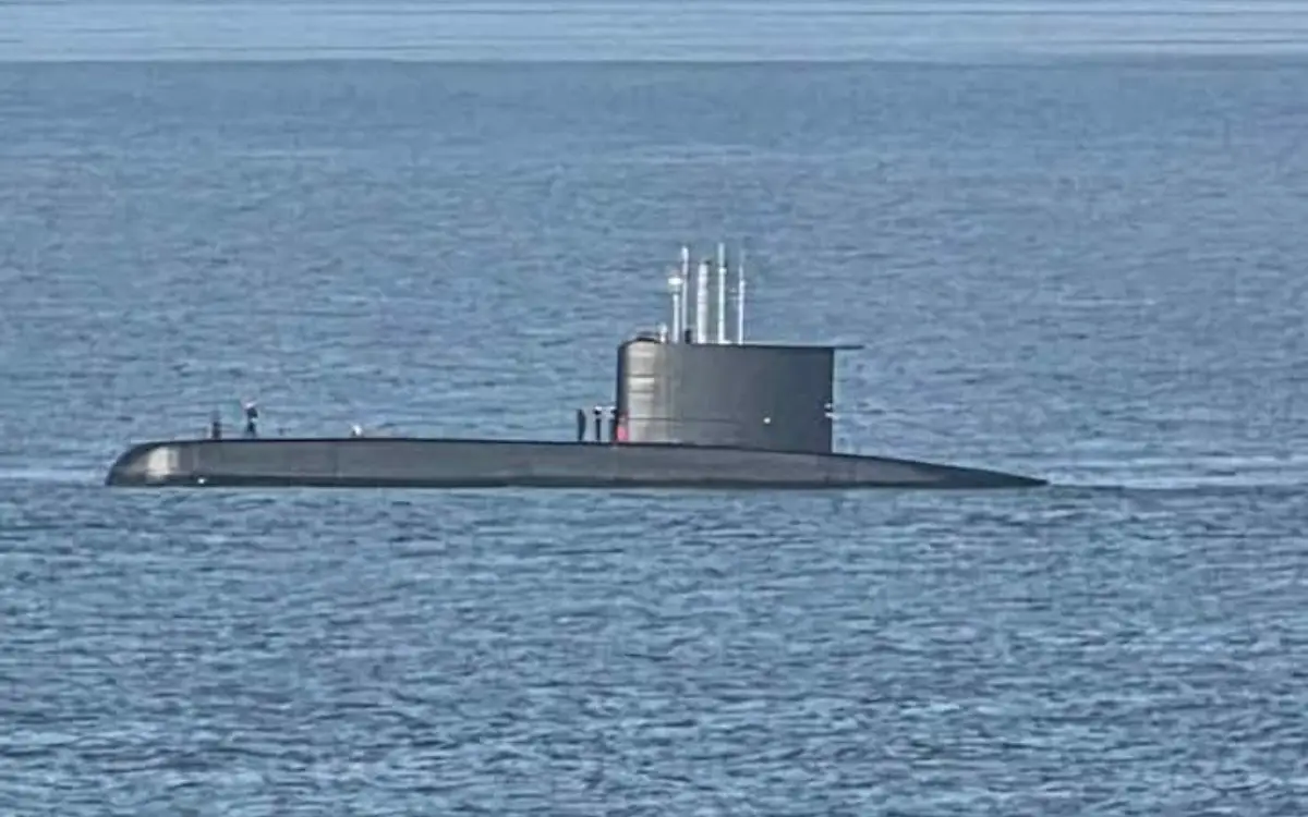 Un submarino chileno navega en Puerto Vallarta; Secretaría de Marina emite recomendaciones 