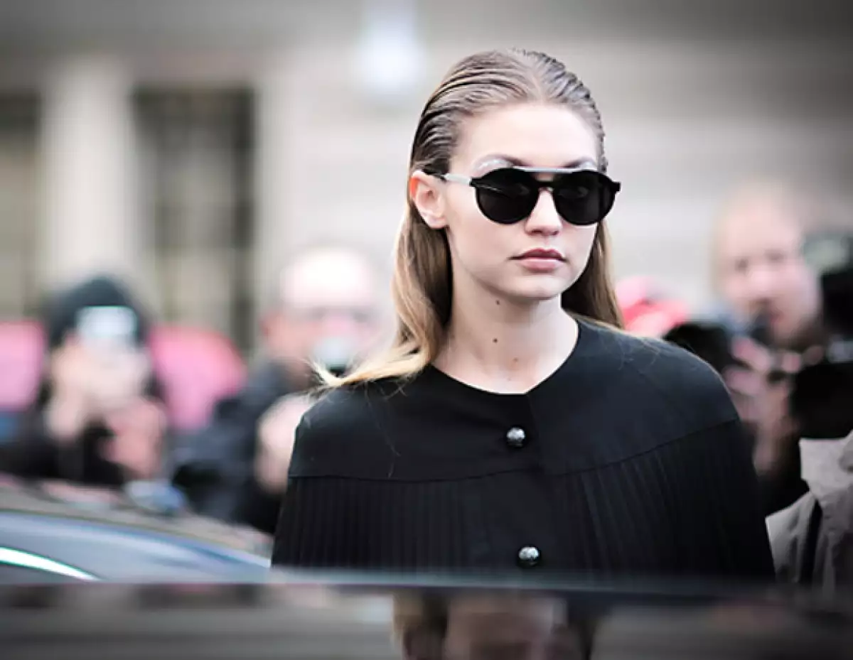 Muchas celebridades utilizan apodos o seudónimos para nombrarse a sí mismos ante el resto del mundo. Te sorprenderás al saber cómo surgió el nombre Gigi y cómo se llama en realidad la modelo.