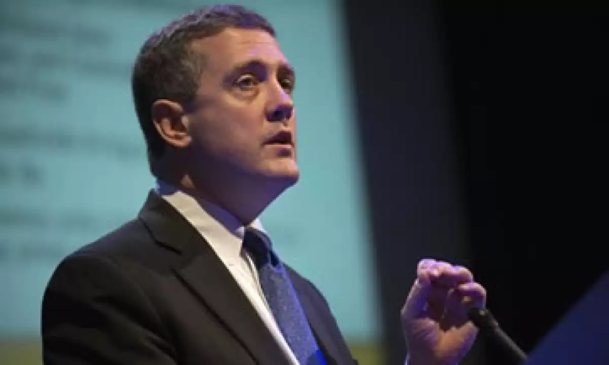 Bullard llamó a esperar que la inflación esté en camino de volver hacia la meta de 2% de la Fed. (Foto: Reuters)