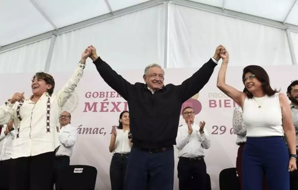 El presidente reconoció y fue reconocido por las mexiquenses.