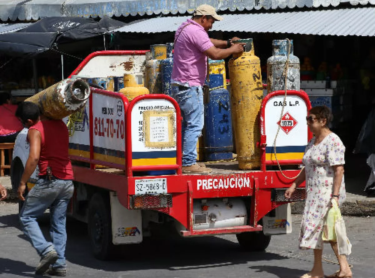 cami�n de cilindros de gas LP