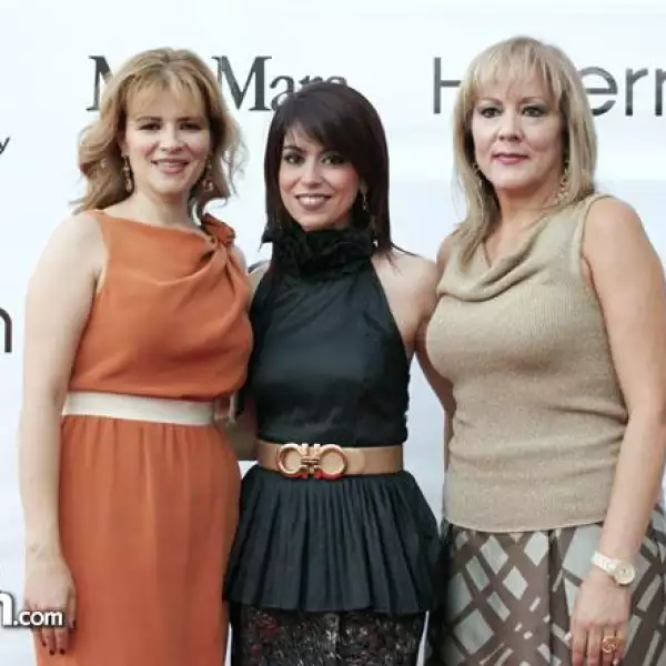 Rachel Marti%u0301nez,Adriana Sampaio y Eva Bujanda