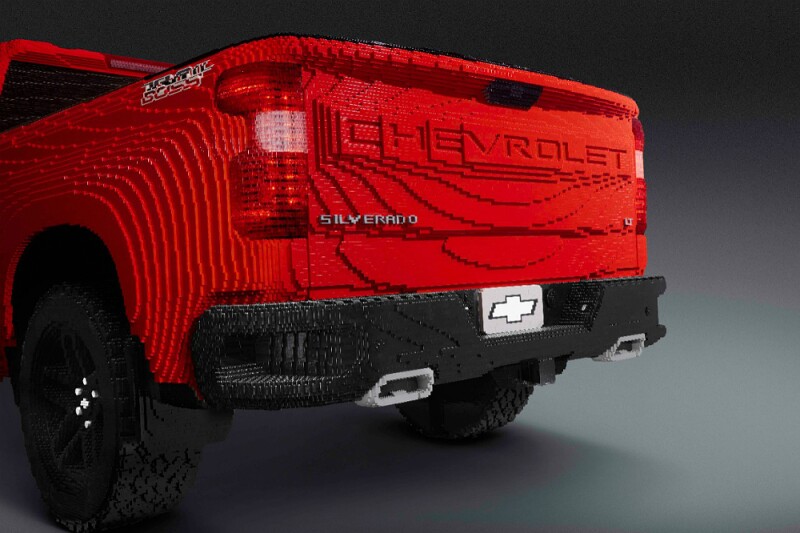 LEGO-Silverado-02.jpg