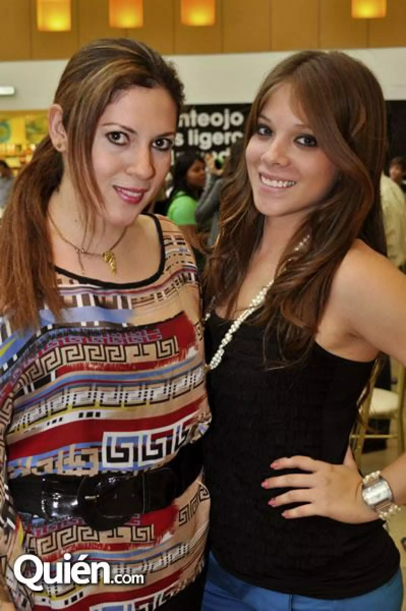Mirna Veloqui y Roxana González