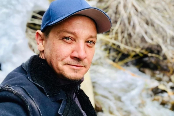 Jeremy-Renner