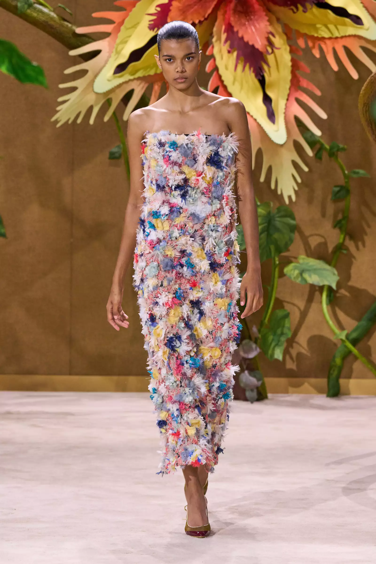 Chanel HC F26 031.jpg