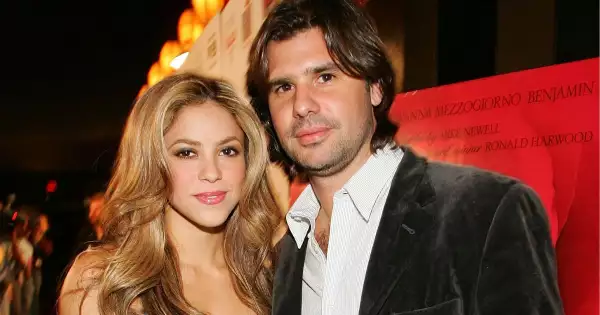 shakira-y-antonio-de-la-rua.jpg