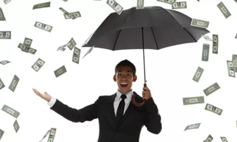 Tener dinero no justifica gastarlo, prevé tus gastos futuros. (Foto: Istock by Getty Images )