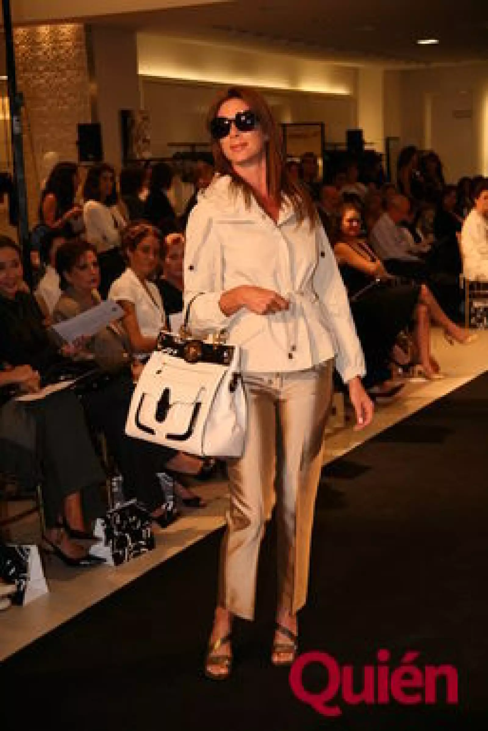 Aspecto. desfile Saks