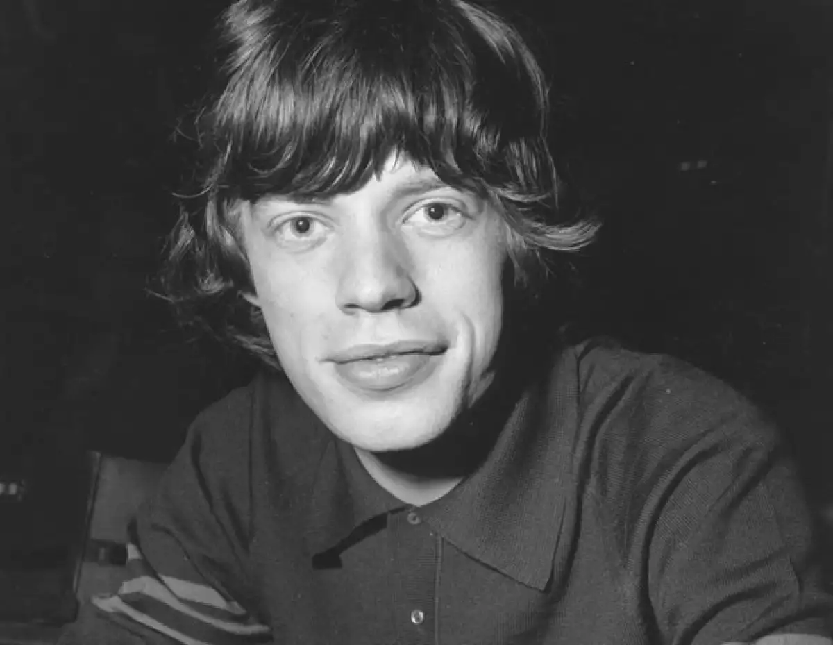 Las cartas manuscritas del líder de los Rolling Stones, Mick Jagger, a su ex amante Marsha Hunt serán subastadas en Londres el próximo mes.