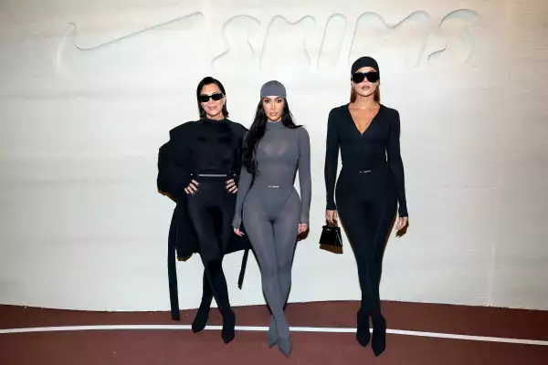 Khloe-Kim-Kris-Kardashian-Jenner