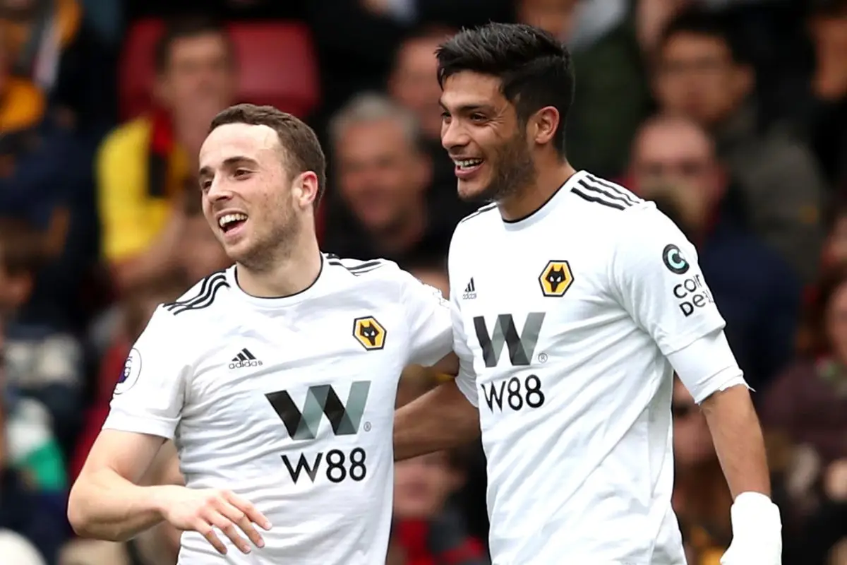 Diogo Jota y Raúl Jiménez
