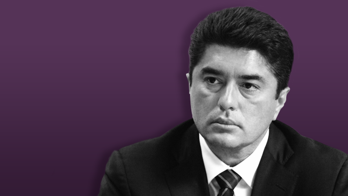 El exgobernador de Quintan Roo Félix González es denunciado en la PGR por  rematar 165 predios