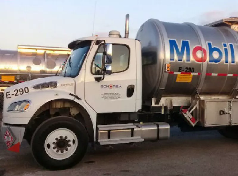 pipa de Exxon Mobil en M�xico