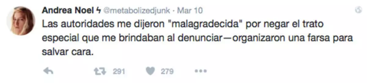 El Twitter de Andrea se ha convertido en su trinchera.