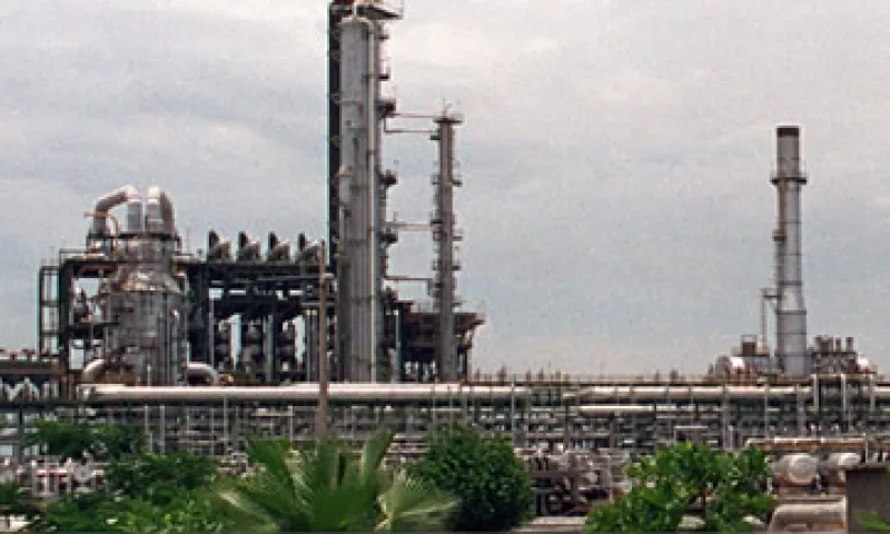 Pemex dijo que en la última compra de acciones de Repsol invirtió 1,600 mdd. (Foto: Cortesía Pemex.com)
