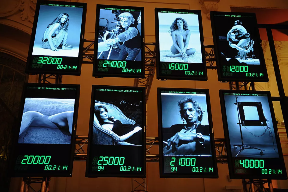 Les Photographes Pour Patrick Demarchelier  - Party