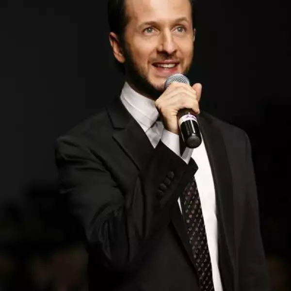 MBDF Pasarela Contempo Busca