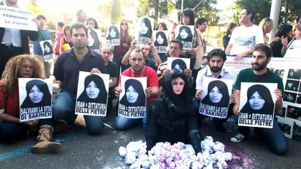 protesta sakineh ashianti