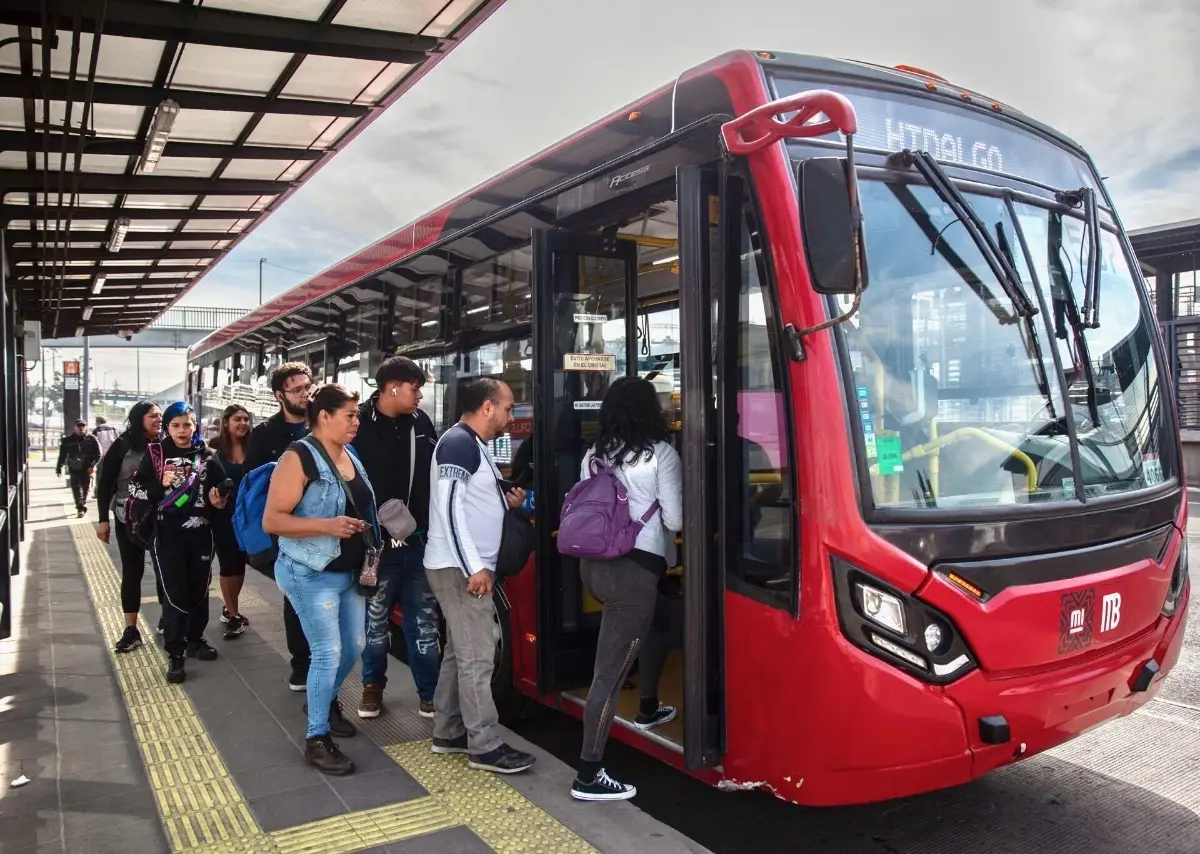 Hay cierre de más de 20 estaciones del Metrobús: dónde no hay servicio en las líneas 1, 2 y 5 y hasta cuándo