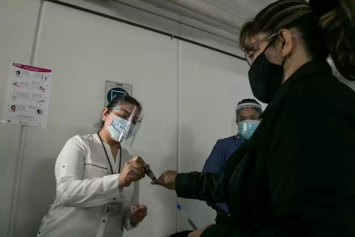 Presentación de las medidas sanitarias que el Instituto Nacional Electora (INE) y el Instituto Electoral de la Ciudad de México (IECM) utilizaran para evitar la propagación de la Covid-19 en las elecciones el próximo 6 de junio.
