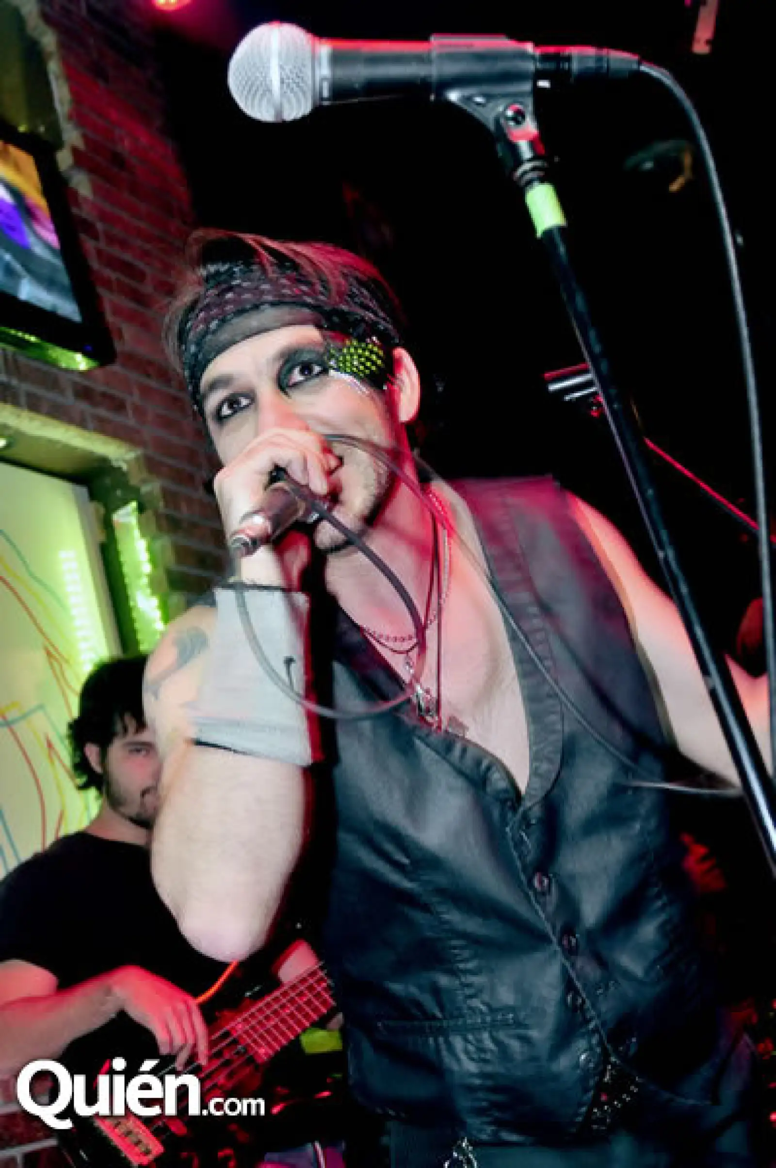Alberto Sada presenta Tributo a Moderatto