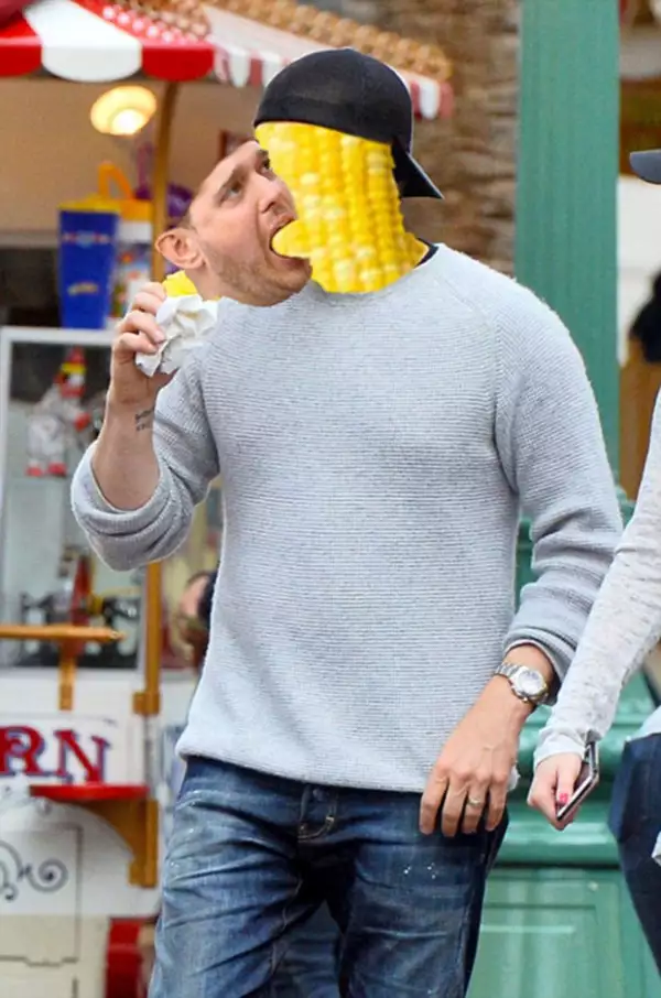 ¿Un elote comiéndose a Michael Bublé?