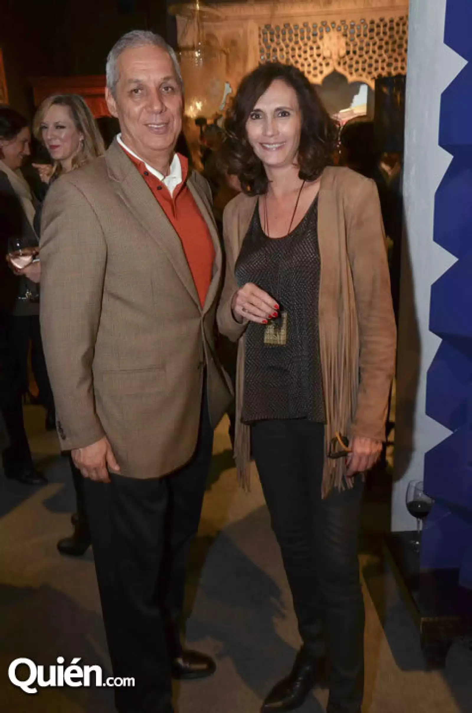 Víctor Juárez y Claudia Azpiri