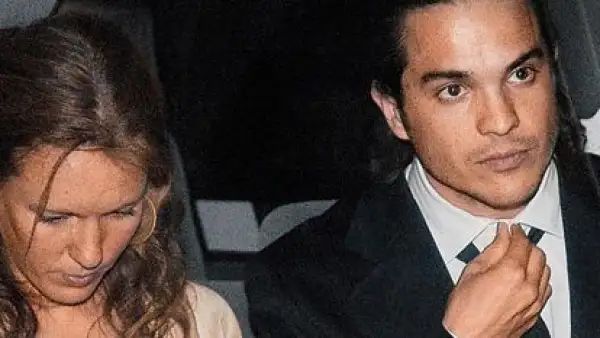 Luego de siete años de relación con Jackie Bouffier, la pareja decidió darse un break; de momento se desconocen las verdaderas causas de la separación.