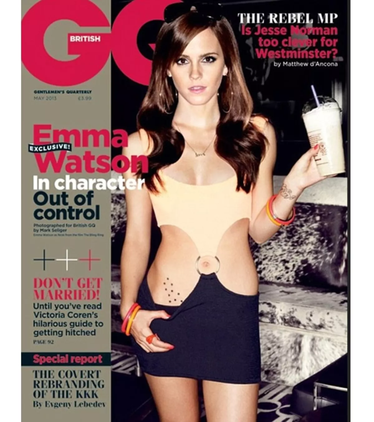 La actriz, de 22 años, ha sido imagen de Burberry.