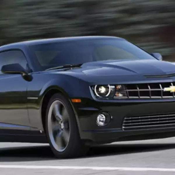 Estilo y potencia hacen del musculoso Camaro SS un fiel exponente de la nueva generación de autos de GM.