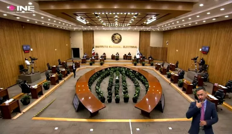 Sesión del INE sobre la consulta popular (ine-concluye-conteo-de-actas)