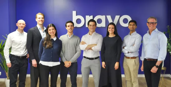 Directivos de Bravo México con directivos de Fortress.