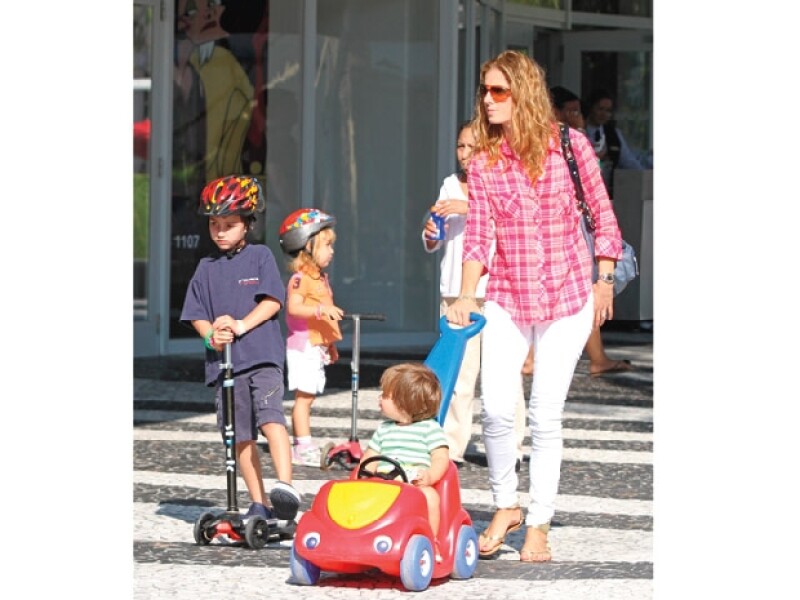 Sharon es una madre dedicada y siempre está al pendiente de los niños.