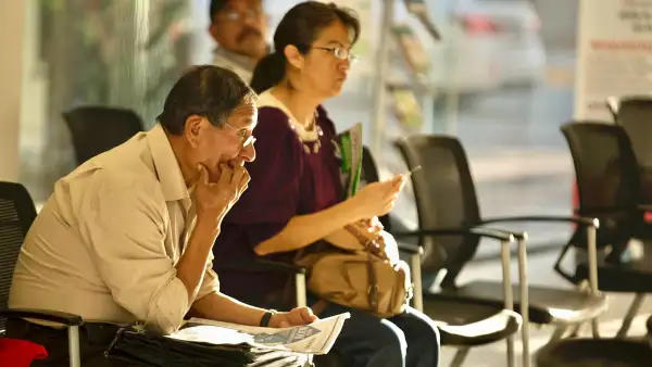 adultos mayores en México