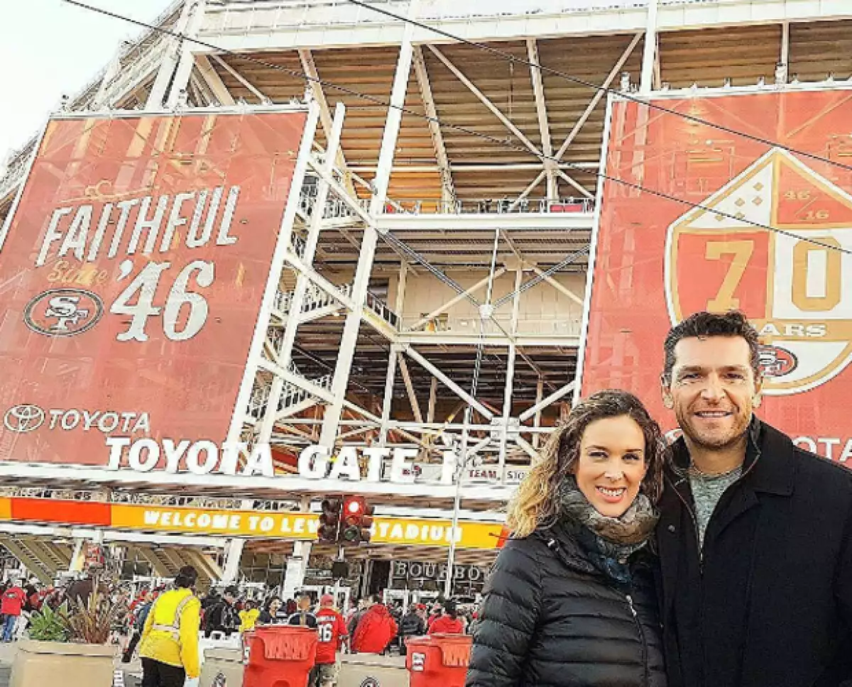 Después de los rumores de una supuesta infidelidad por parte de Martín Fuentes, la pareja subió fotos a Instagram donde se muestran muy felices.