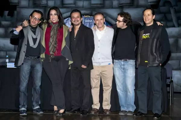 Perteneció siempre a los Mascabrothers y participó en programas de televisión como Cachún Cachún ra ray La Parodia.