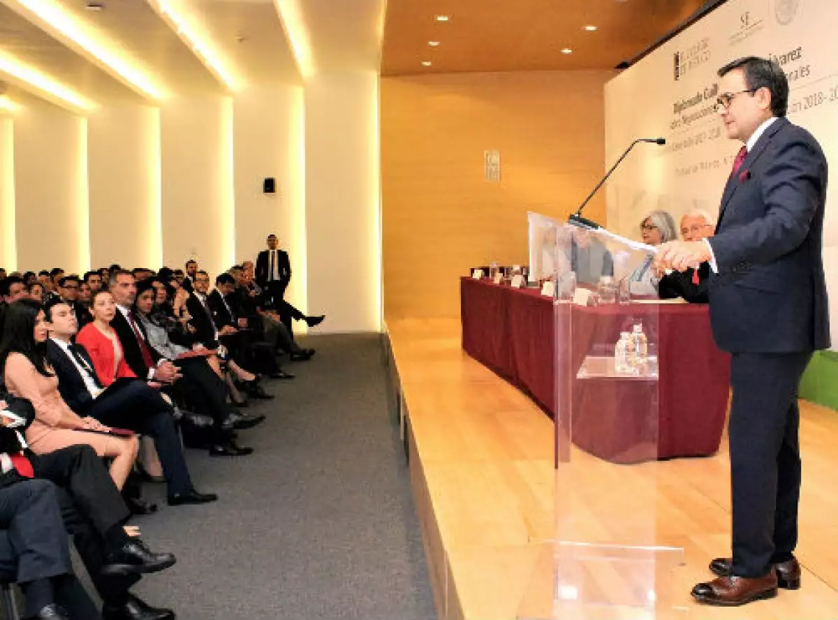 Ildefonso Guajardo de visita en el Colmx