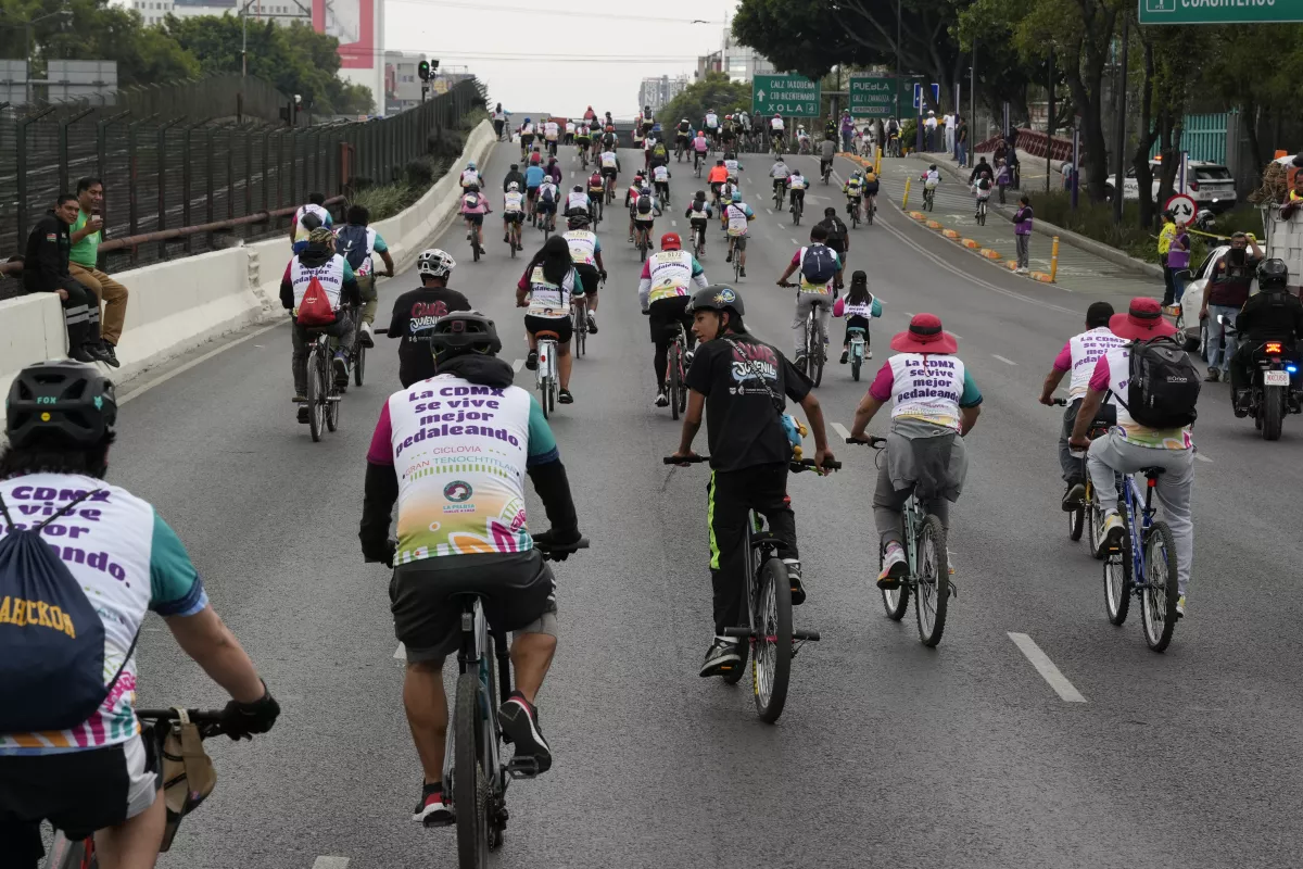 ciclistas tlalpan.JPG