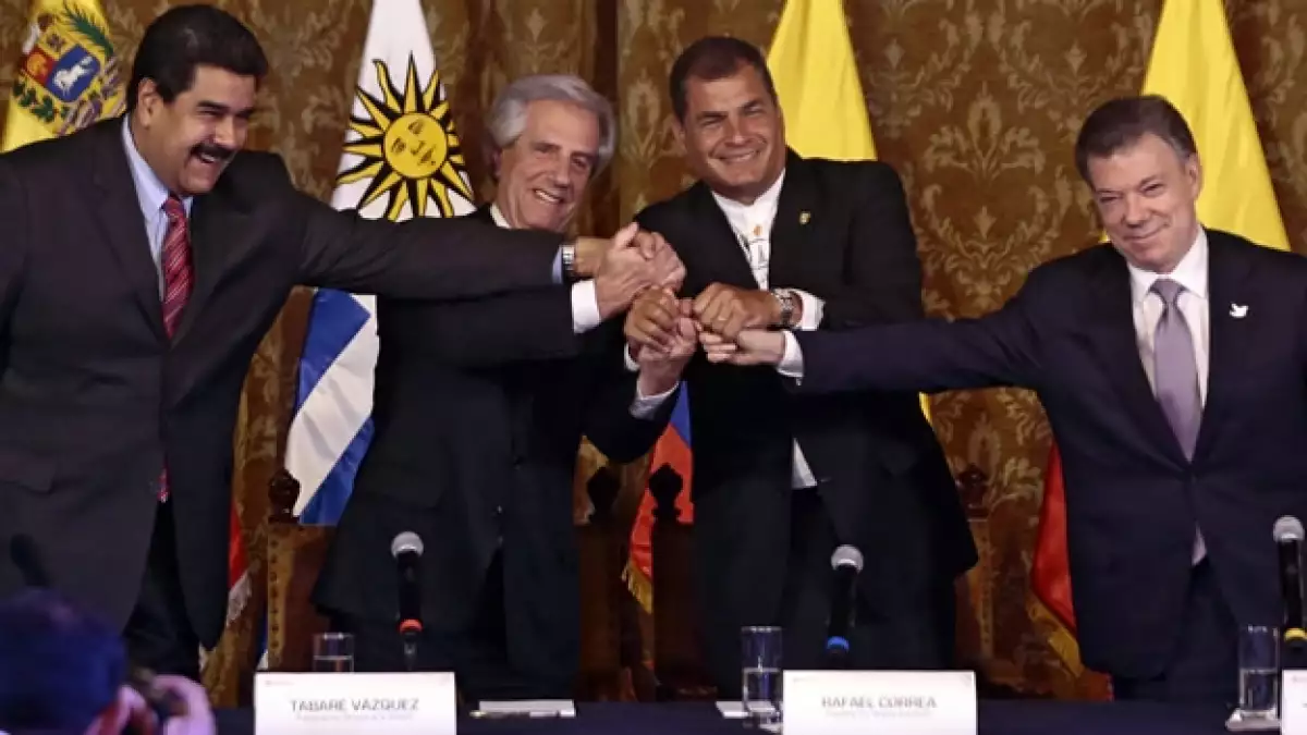 De izquierda a derecha, los presidentes Nicolás Maduro (Venezuela) Tabaré Vázquez (Uruguay), Rafael Correa (Ecuador) y Juan Manuel Santos (Colombia)