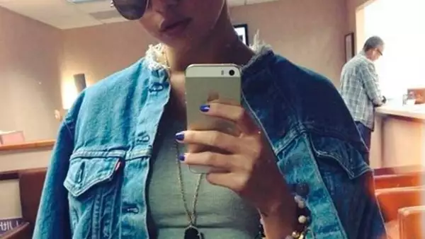 La cantante publicó recientemente algunas fotografías en las que luce muy sensual, quizá reflejo de su nuevo estatus amoroso con Justin Bieber.