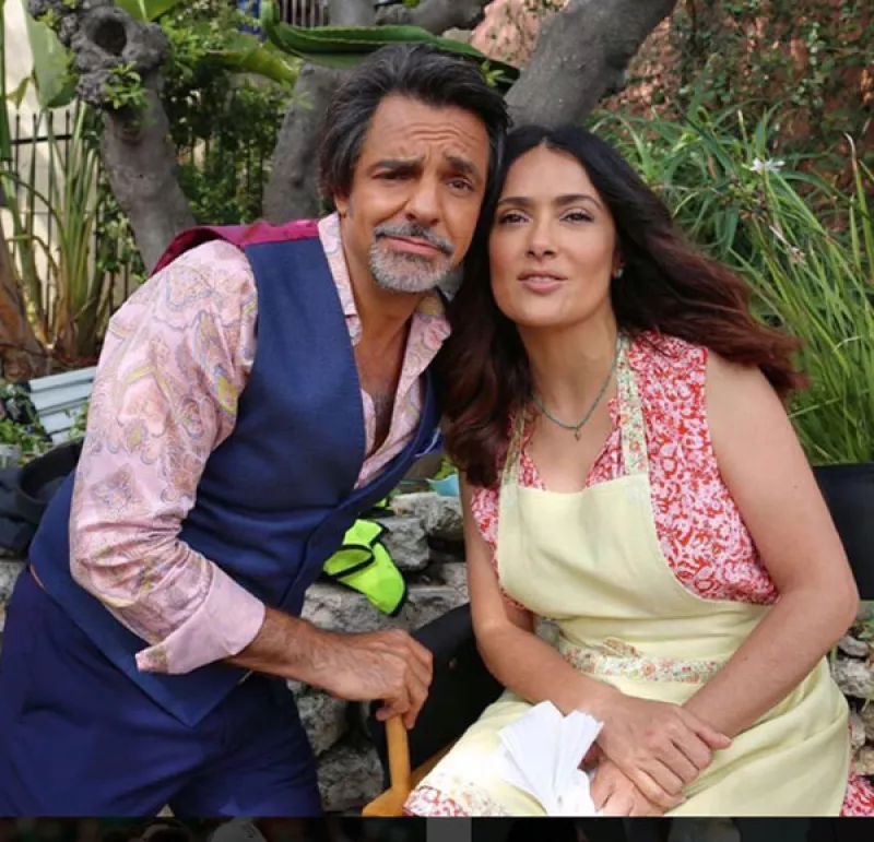 Salma compartió una foto junto a Eugenio en Instagram.